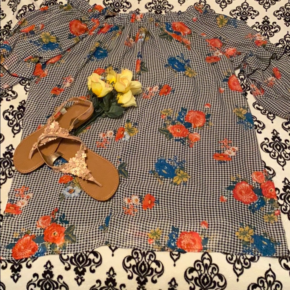 Super cute, knee length dress, size 4X